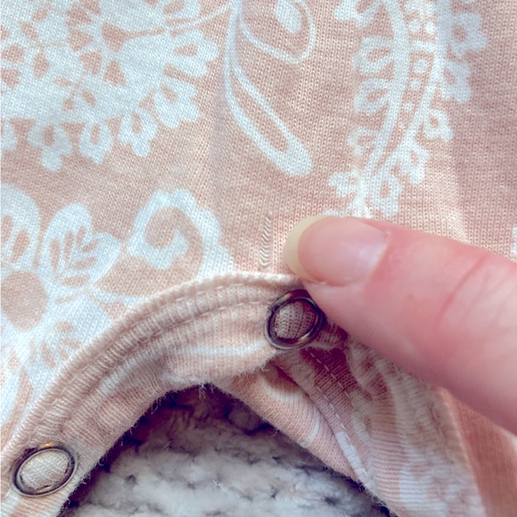 Tesa Babe Floral Jumpsuit Romper Onesie Paisley Flowers Peach Pink 6-12 months - Picture 2 of 5